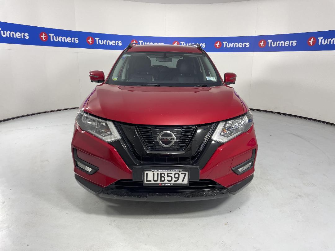 Photo '2' of Nissan X-Trail