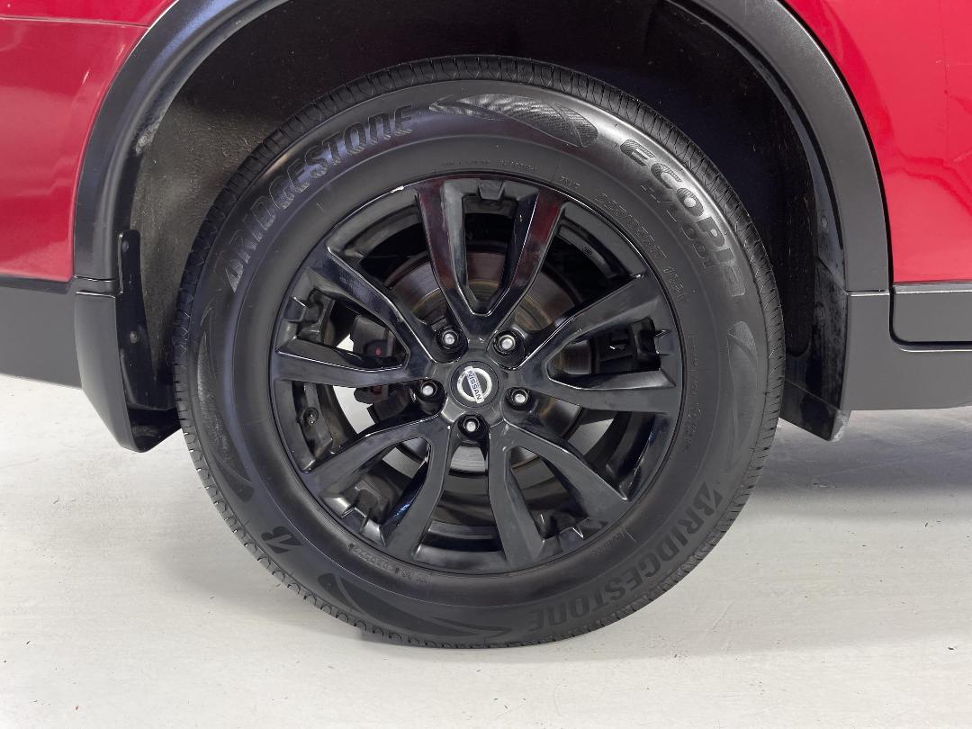 Photo '12' of Nissan X-Trail