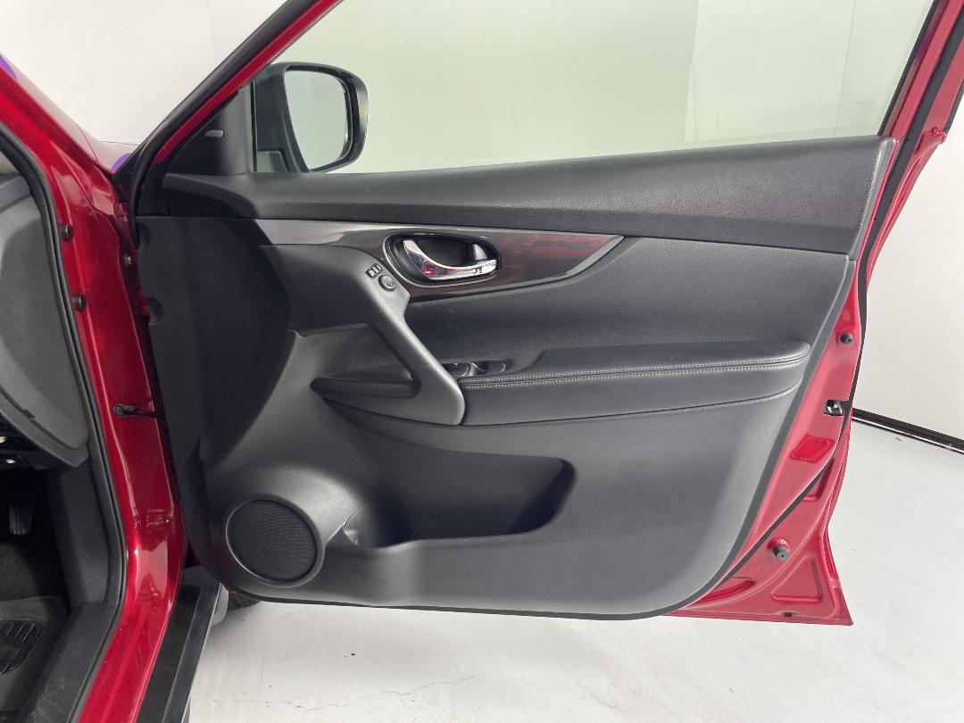 Photo '15' of Nissan X-Trail