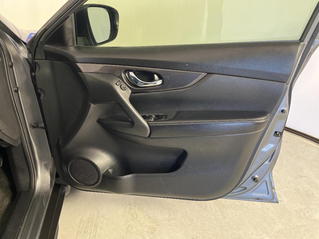 Photo '15' of Nissan X-Trail