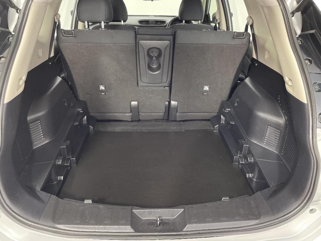 Photo '14' of Nissan X-Trail Photo '14' of Nissan X-Trail