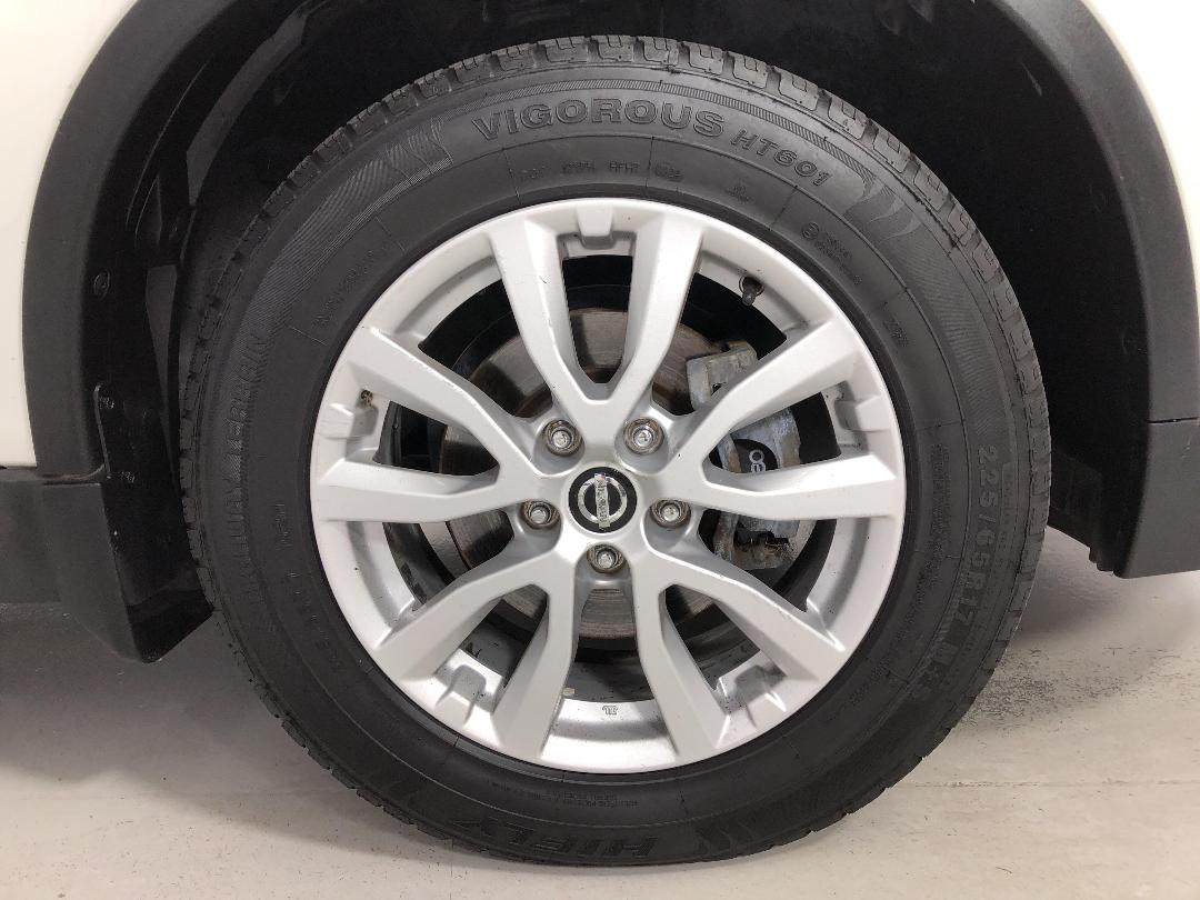 Photo '9' of Nissan X-Trail