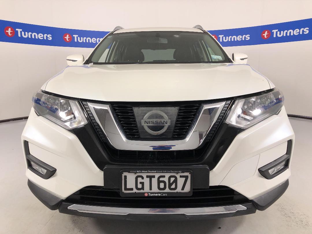 Photo '2' of Nissan X-Trail