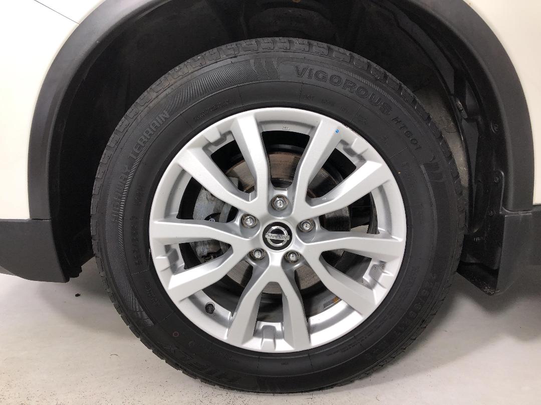 Photo '10' of Nissan X-Trail