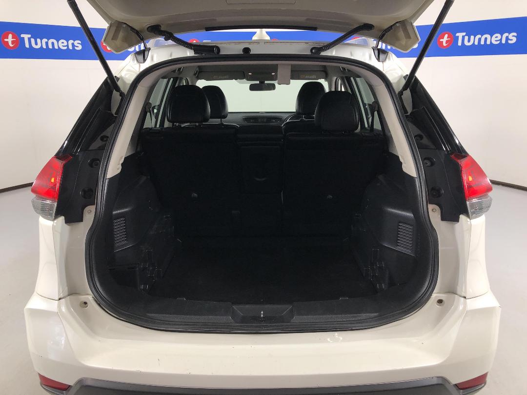 Photo '14' of Nissan X-Trail