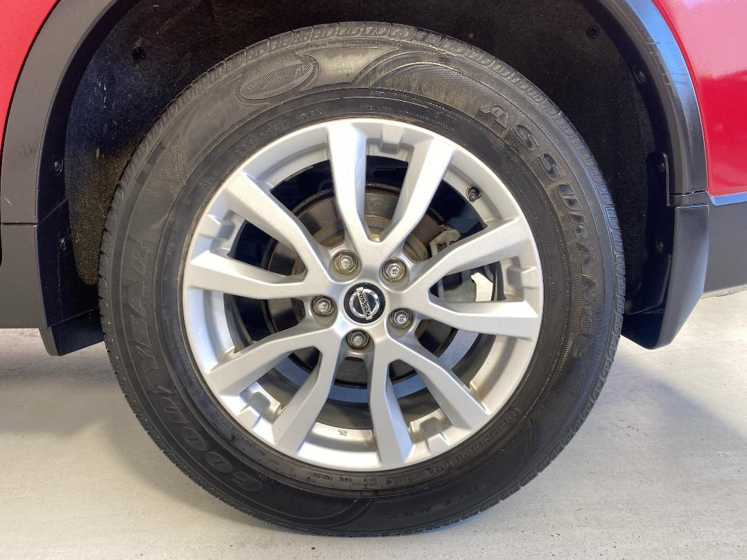 Photo '11' of Nissan X-Trail