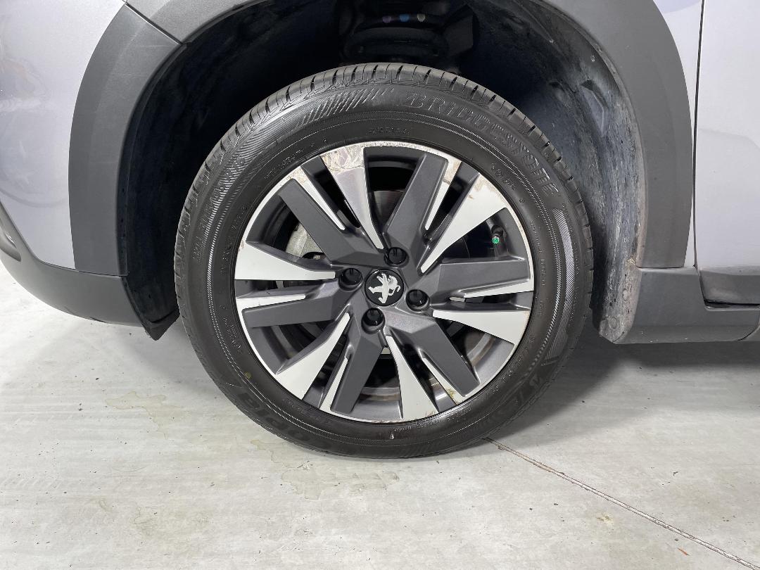 Photo '10' of Peugeot 2008 Photo '10' of Peugeot 2008