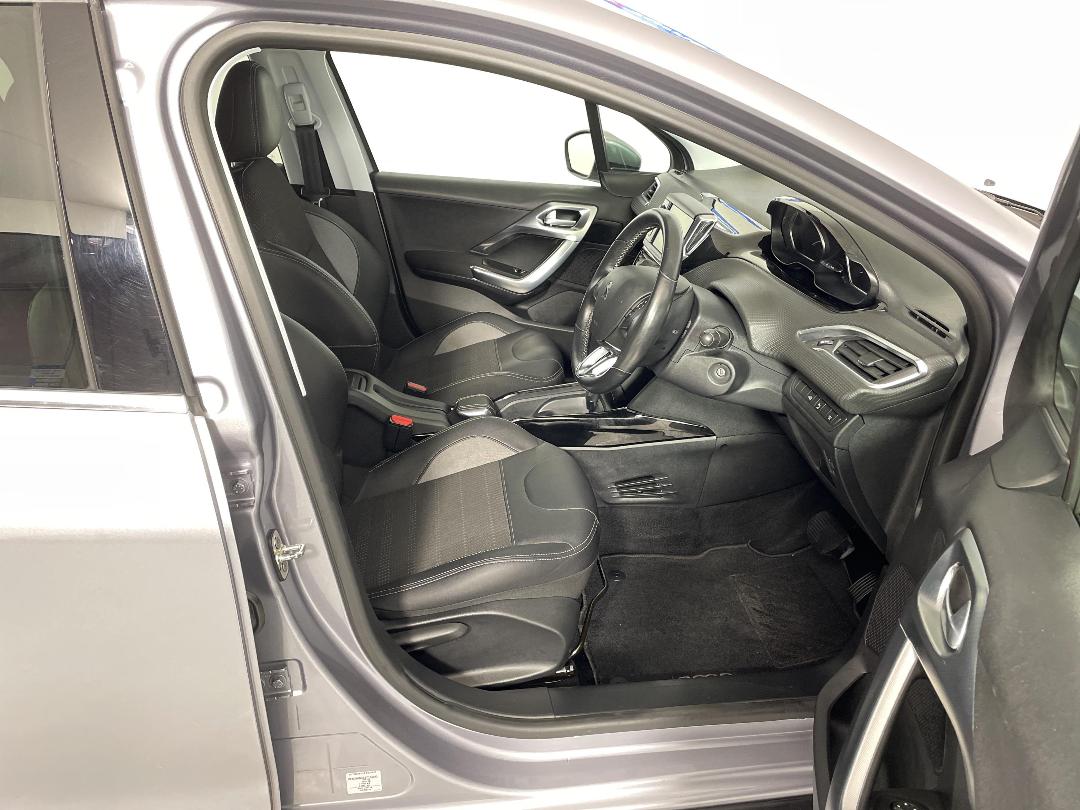 Photo '16' of Peugeot 2008 Photo '16' of Peugeot 2008