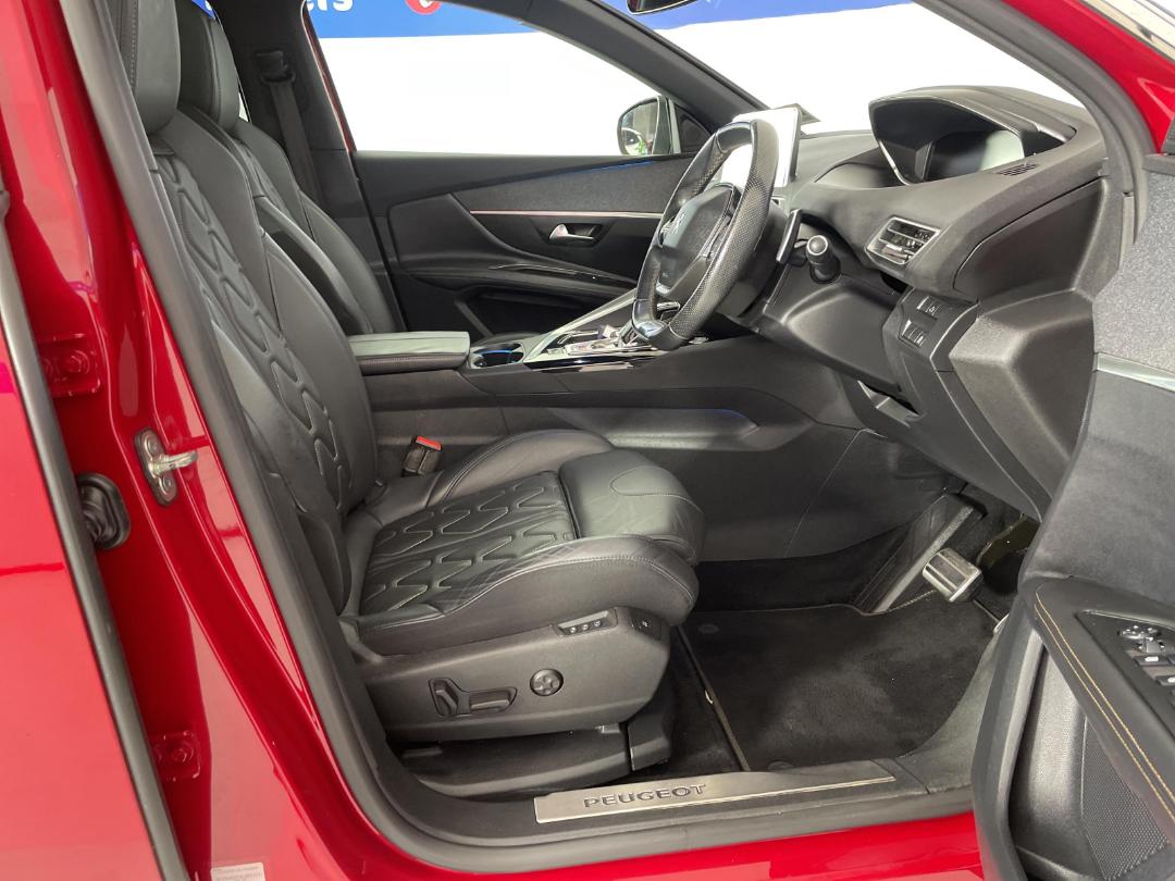 Photo '16' of Peugeot 3008