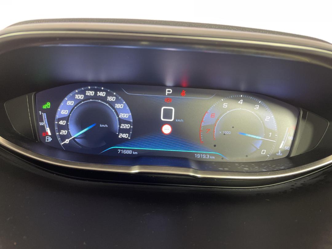 Photo '21' of Peugeot 3008