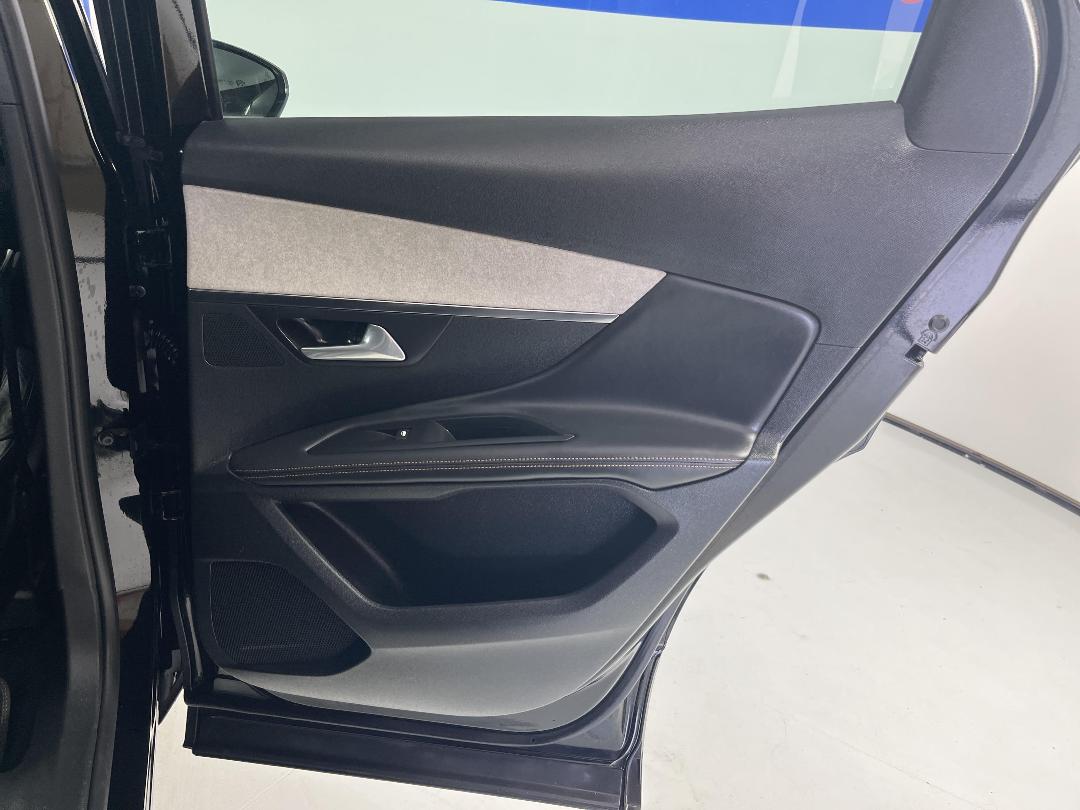 Photo '19' of Peugeot 3008