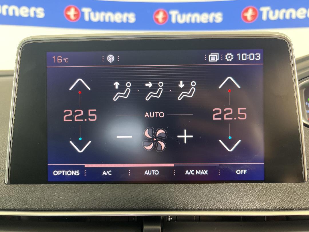 Photo '27' of Peugeot 3008