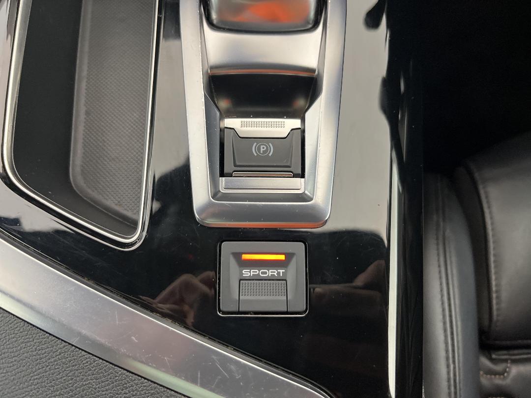 Photo '34' of Peugeot 3008