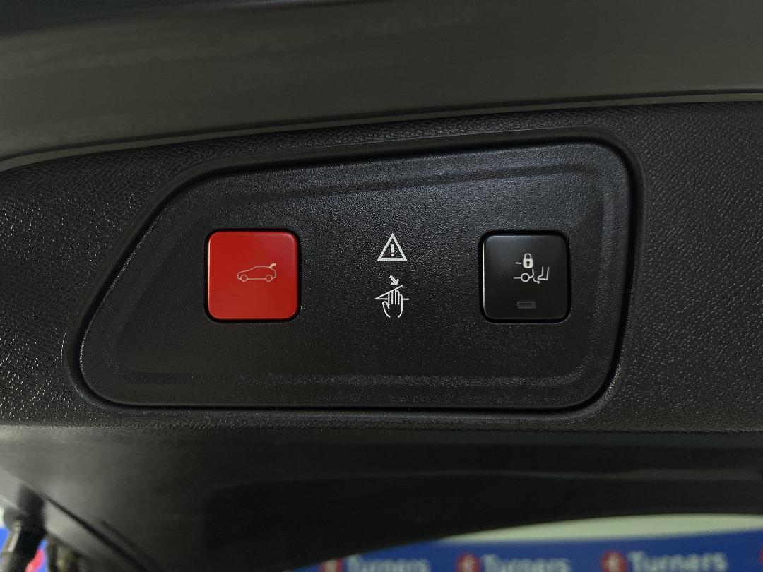 Photo '37' of Peugeot 3008