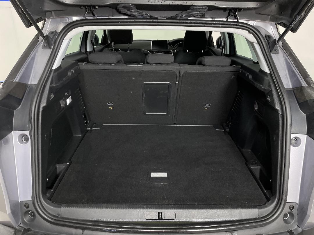 Photo '14' of Peugeot 3008