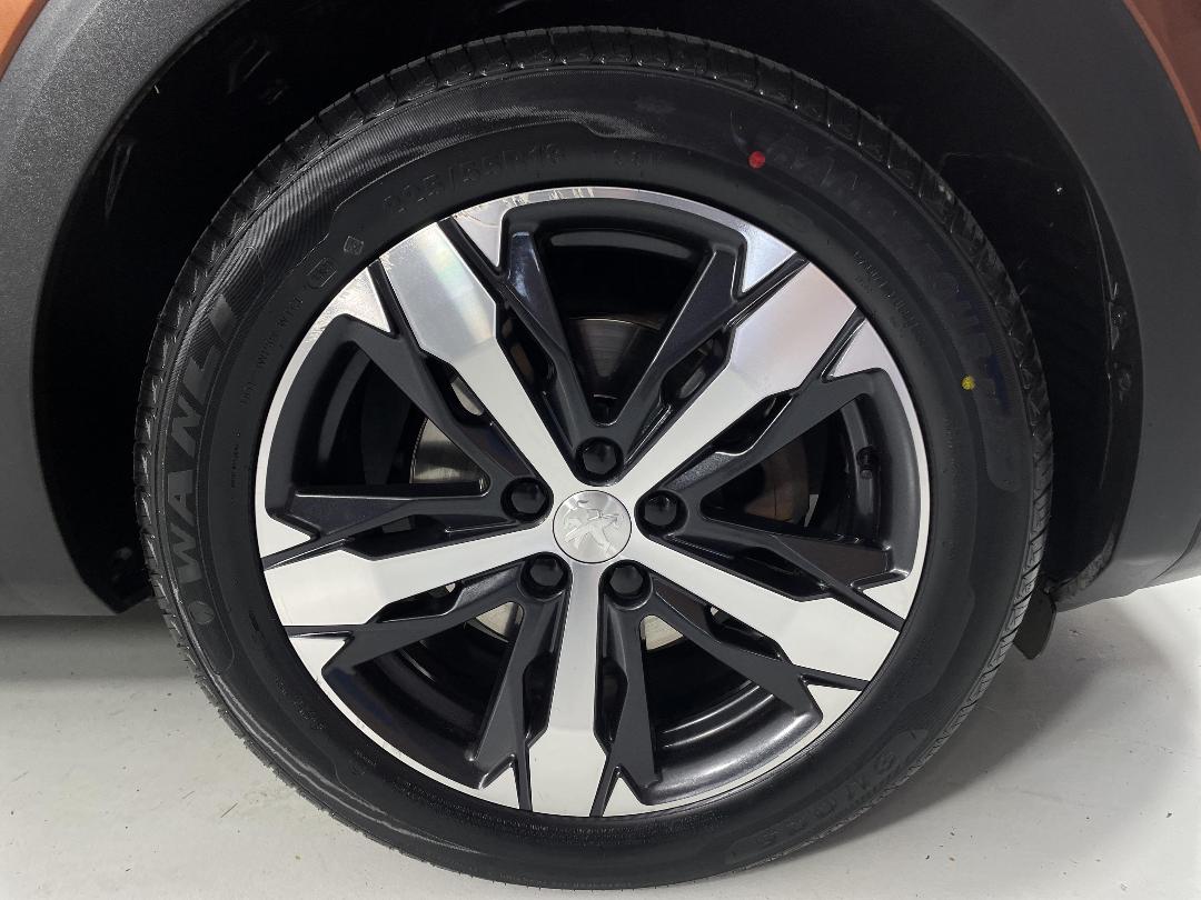 Photo '9' of Peugeot 3008 Photo '9' of Peugeot 3008