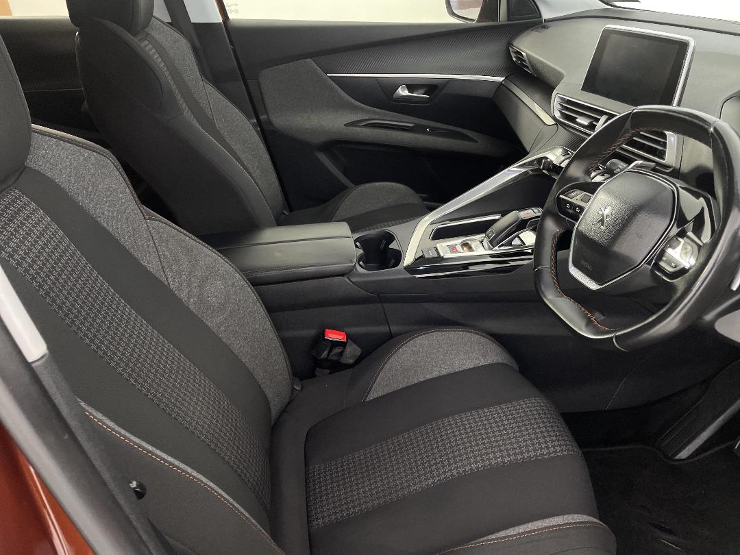 Photo '16' of Peugeot 3008 Photo '16' of Peugeot 3008