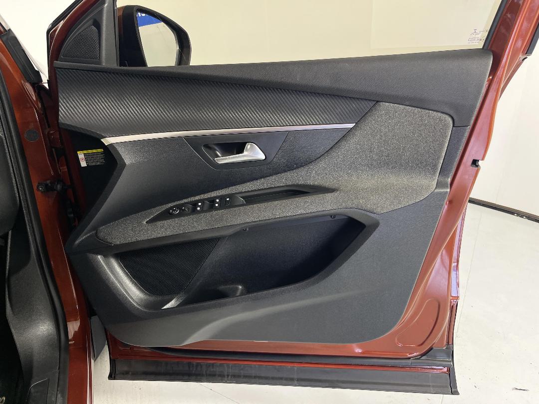 Photo '15' of Peugeot 3008