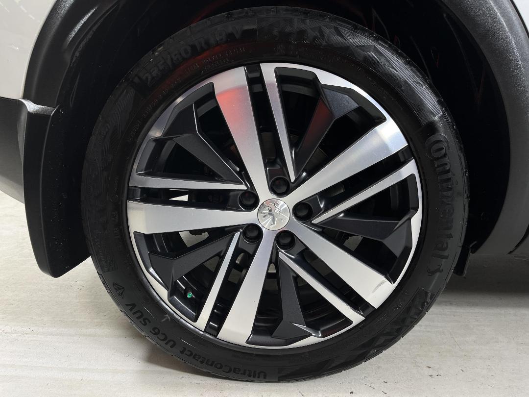 Photo '12' of Peugeot 3008