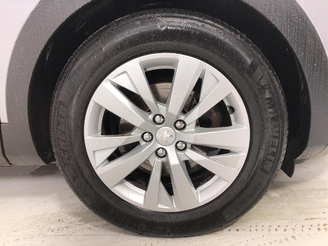 Photo '9' of Peugeot 3008