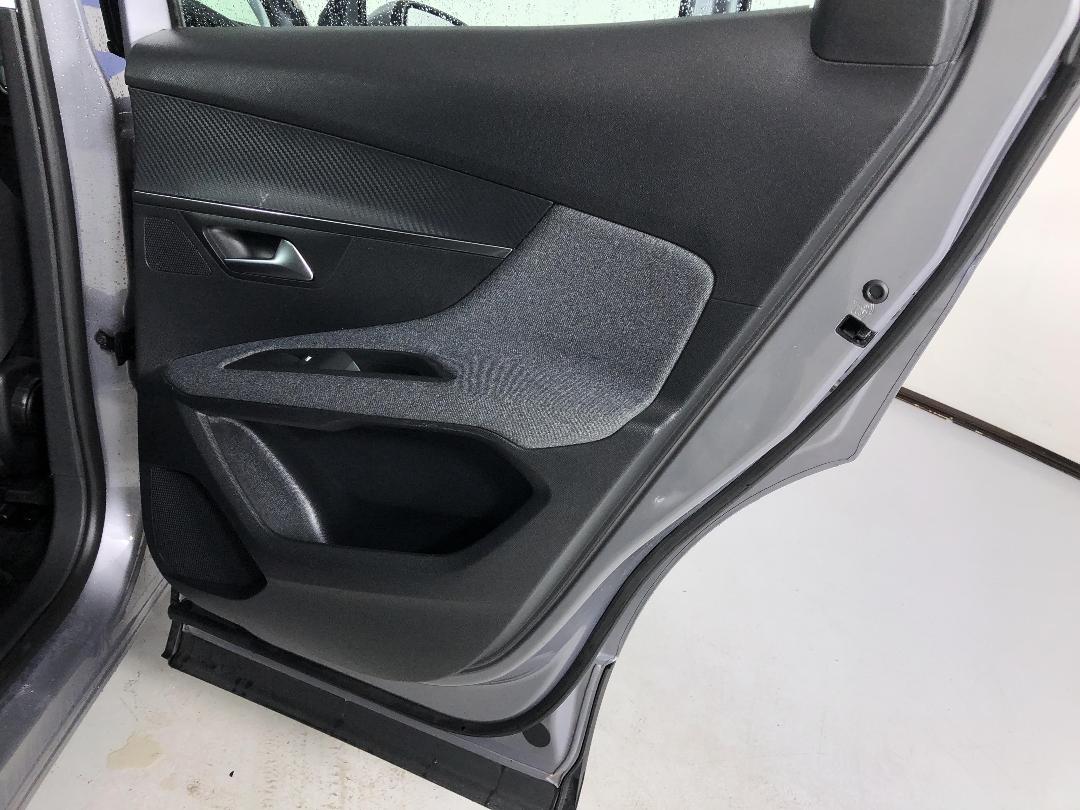 Photo '19' of Peugeot 3008