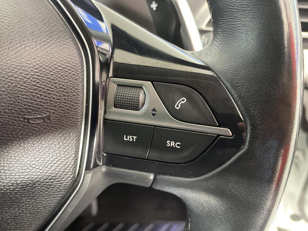 Photo '24' of Peugeot 3008