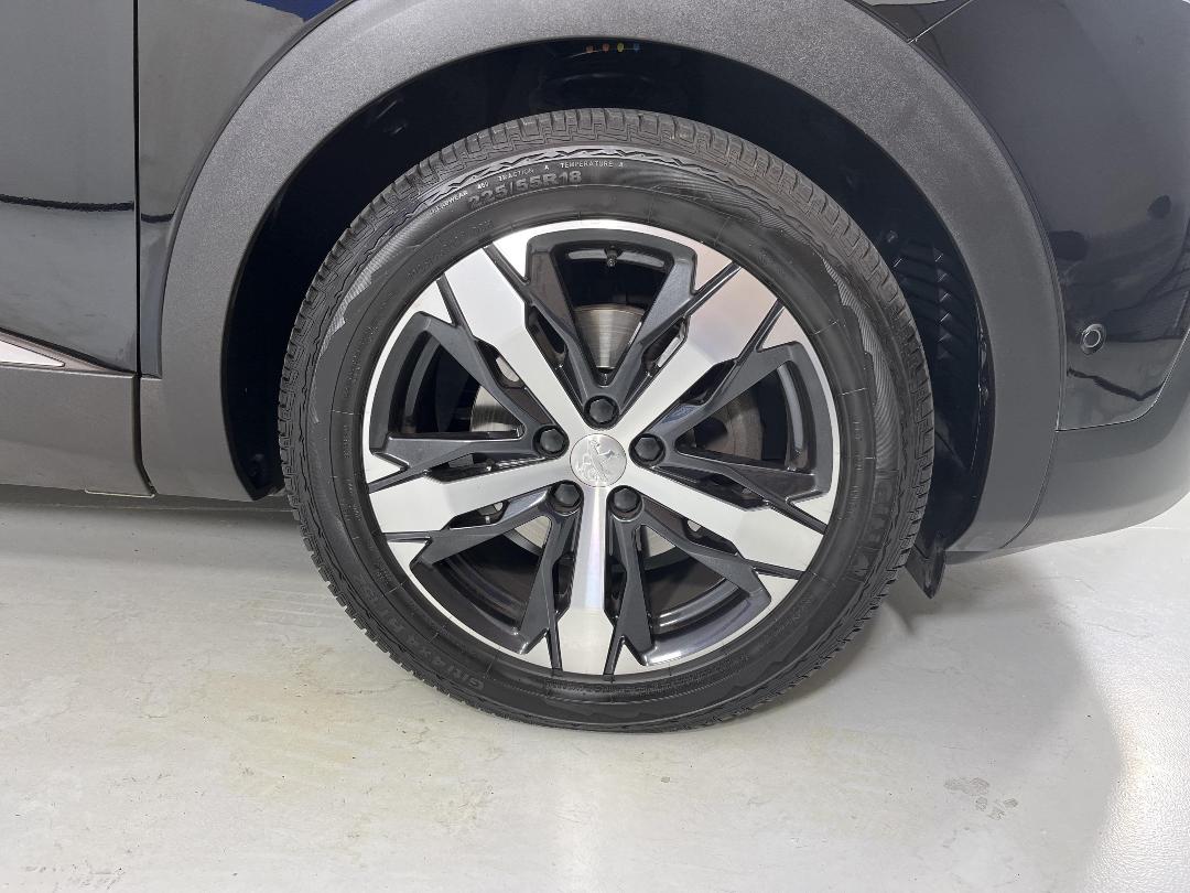 Photo '9' of Peugeot 3008 Photo '9' of Peugeot 3008