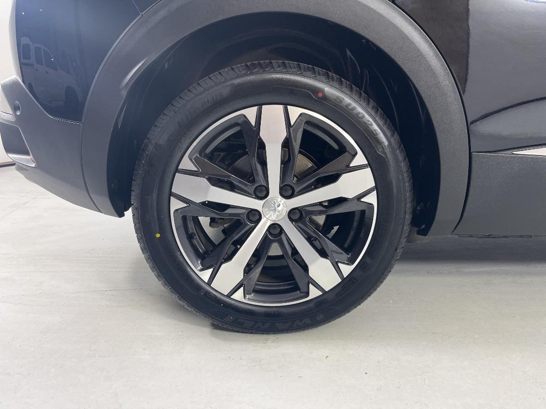 Photo '12' of Peugeot 3008 Photo '12' of Peugeot 3008