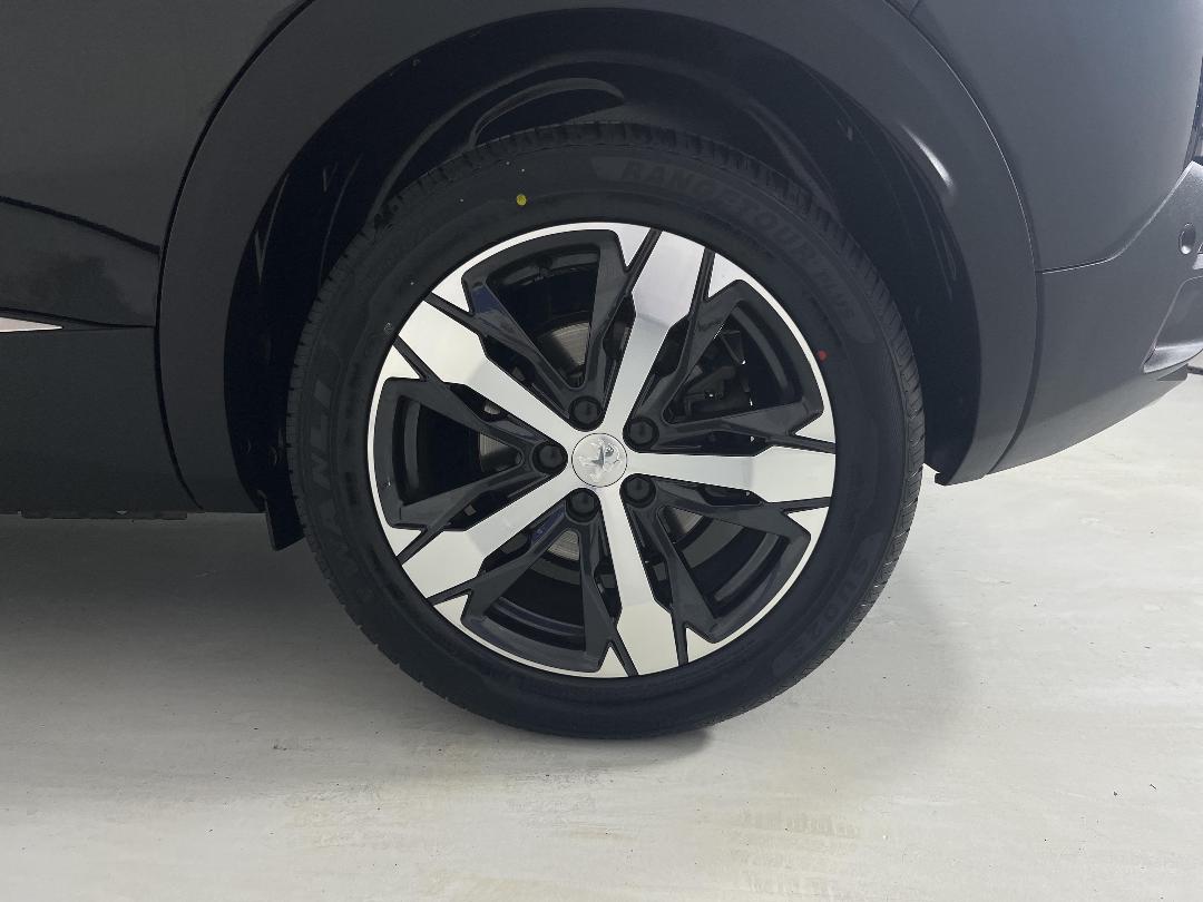 Photo '11' of Peugeot 3008 Photo '11' of Peugeot 3008