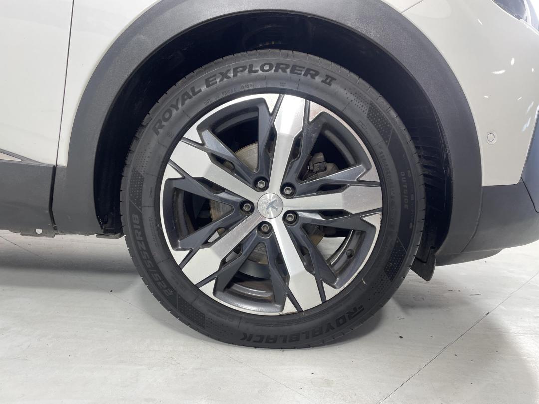 Photo '9' of Peugeot 5008 Photo '9' of Peugeot 5008