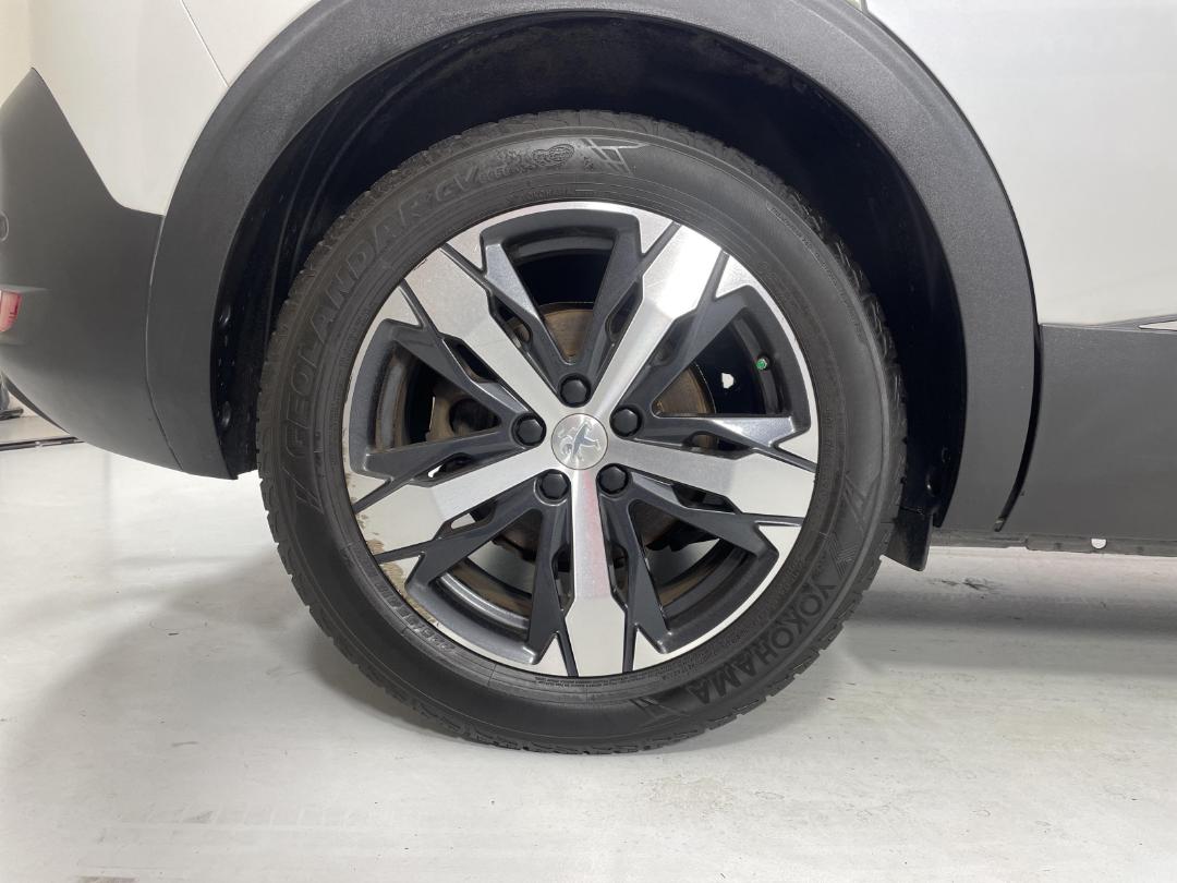 Photo '12' of Peugeot 5008 Photo '12' of Peugeot 5008