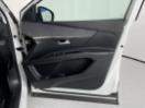 Thumbnail '15' of Peugeot 5008