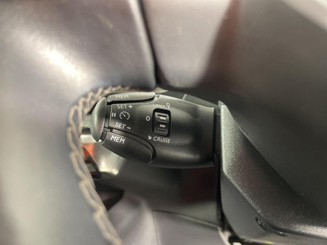 Photo '26' of Peugeot 5008 Photo '26' of Peugeot 5008