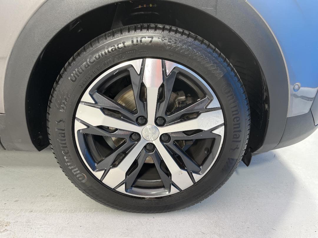 Photo '9' of Peugeot 5008