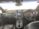Thumbnail '17' of Porsche Macan Thumbnail '17' of Porsche Macan