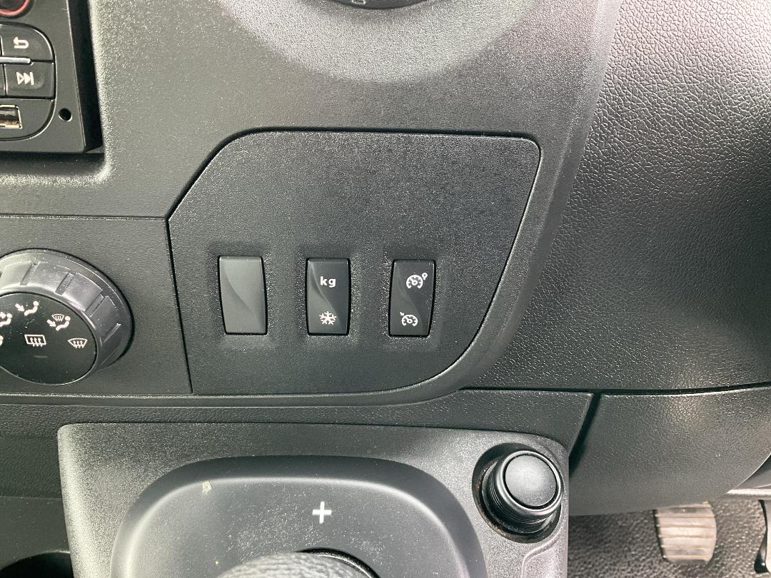 Photo '28' of Renault Master Photo '28' of Renault Master