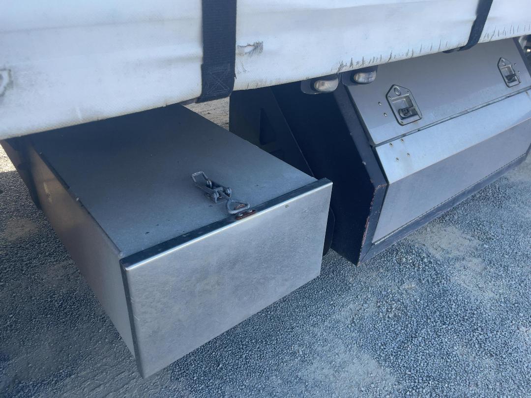 Photo '23' of ROADMASTER FG 5A-11.5 Curtainsider Full