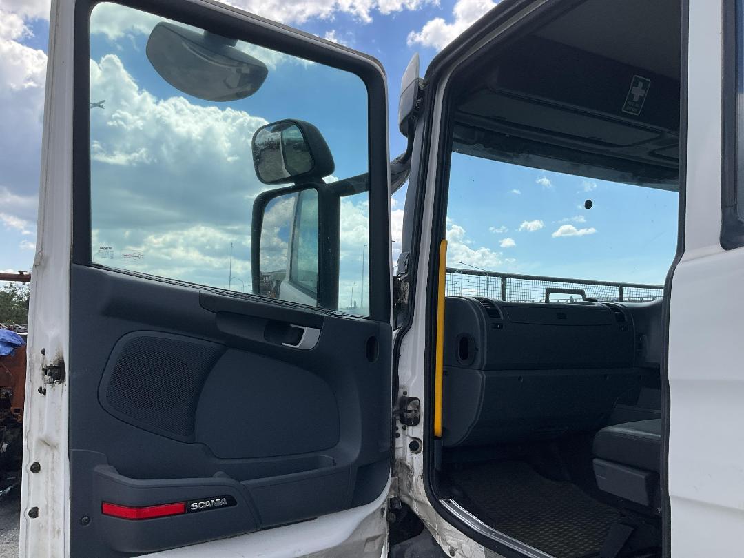 Photo '19' of SCANIA R560 V8 Cab Chassis Photo '19' of SCANIA R560 V8 Cab Chassis