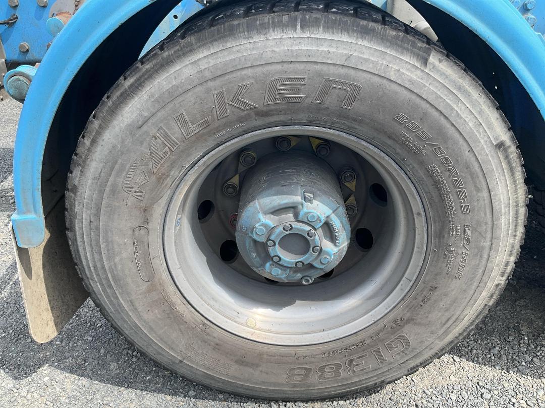 Photo '42' of SCANIA R560 V8 Cab Chassis Photo '42' of SCANIA R560 V8 Cab Chassis