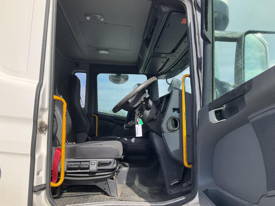 Photo '11' of SCANIA R560 V8 Cab Chassis Photo '11' of SCANIA R560 V8 Cab Chassis