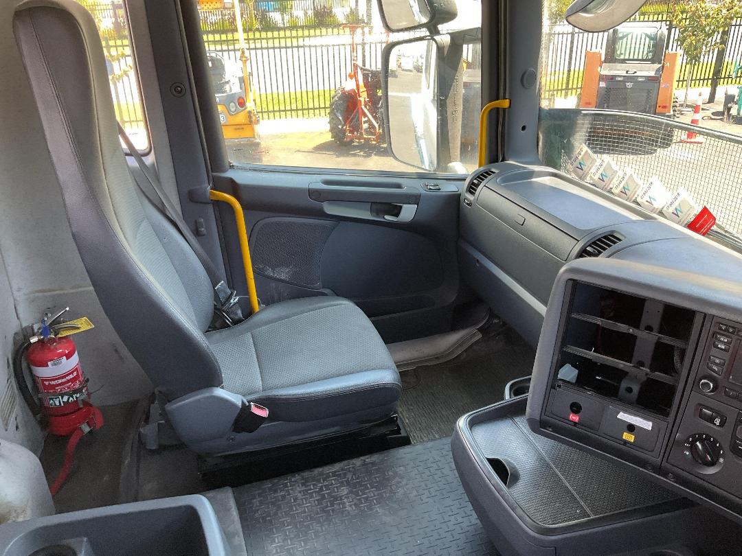 Photo '16' of SCANIA R560 V8 Cab Chassis Photo '16' of SCANIA R560 V8 Cab Chassis