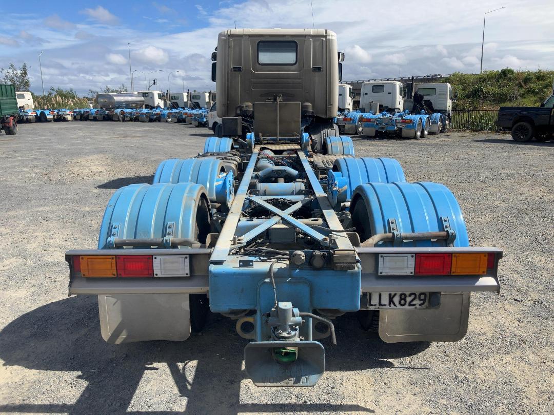 Photo '5' of SCANIA R560 V8 Cab Chassis Photo '5' of SCANIA R560 V8 Cab Chassis