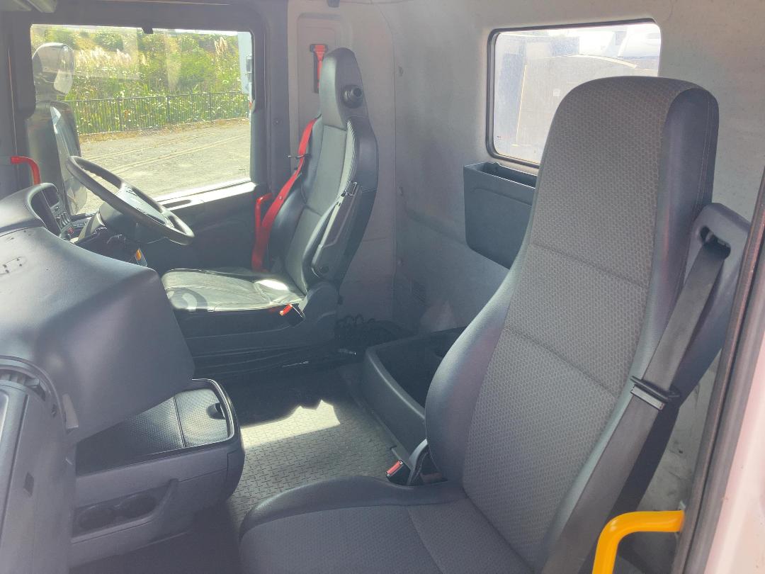 Photo '19' of SCANIA R560 V8 Cab Chassis Photo '19' of SCANIA R560 V8 Cab Chassis