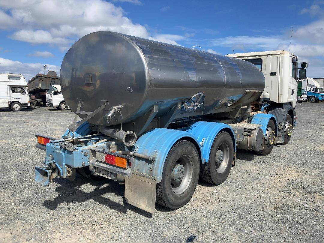 Photo '4' of SCANIA R560 V8 Tanker