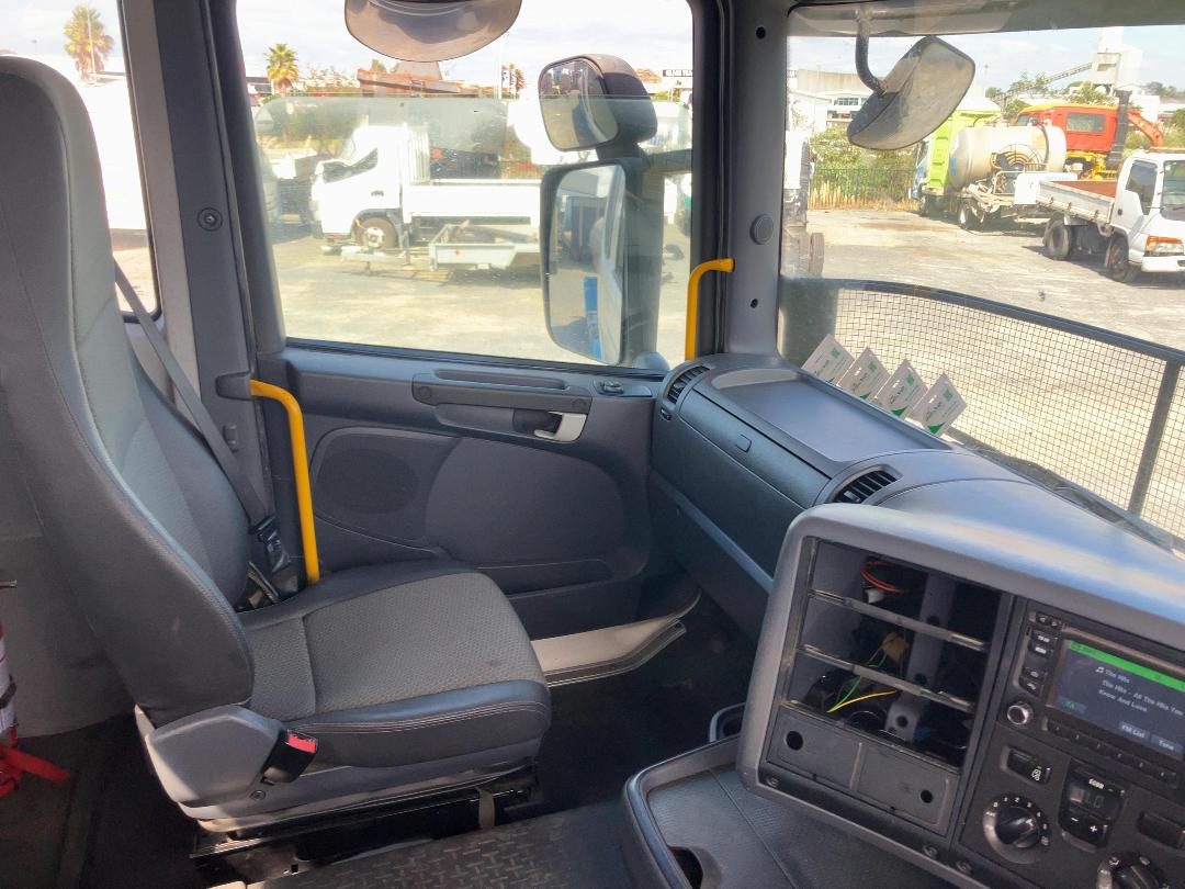 Photo '16' of SCANIA R560 V8 Tanker