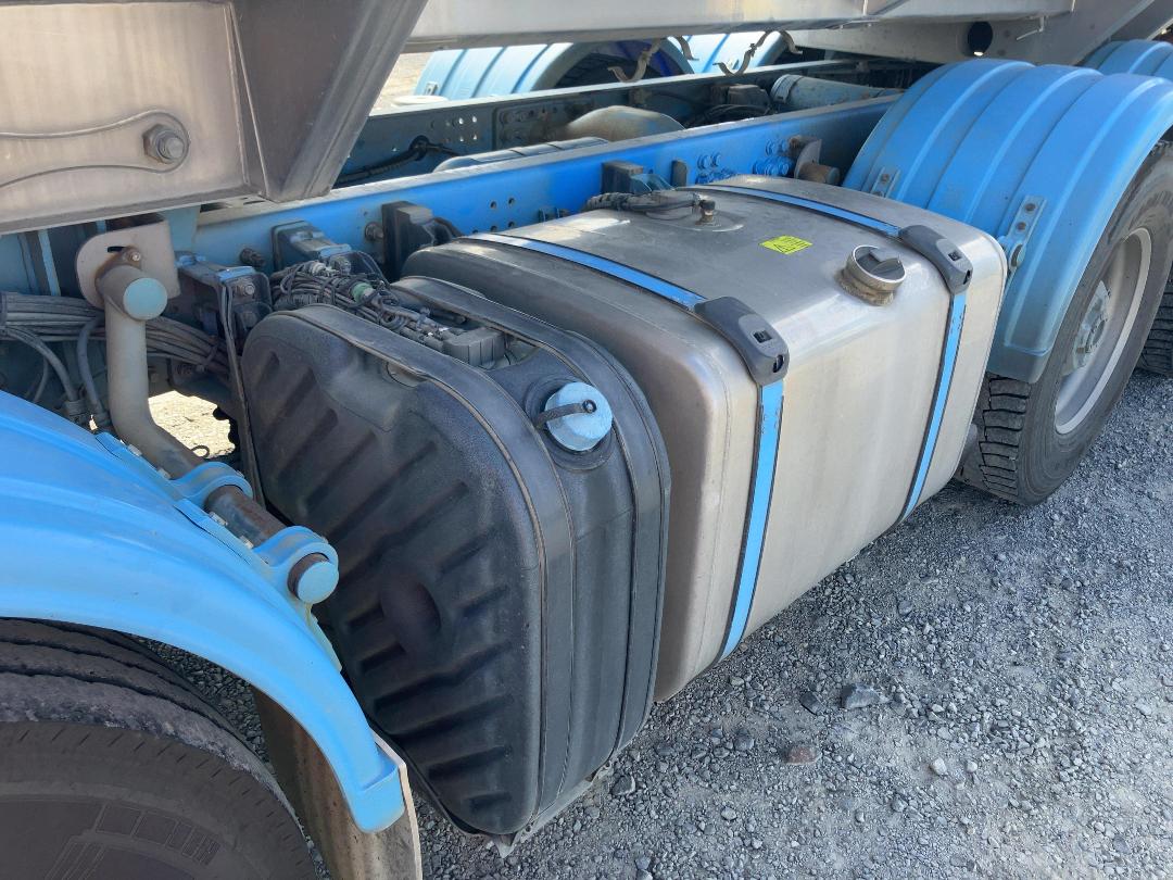 Photo '21' of SCANIA R560 V8 Tanker