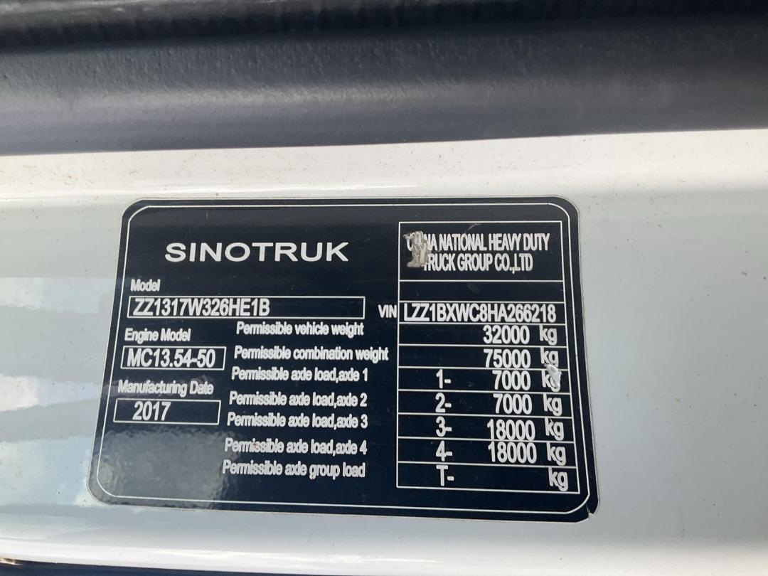 Photo '33' of Sinotruk T7 ZZZ1317W326HE1B Curtainsider Photo '33' of Sinotruk T7 ZZZ1317W326HE1B Curtainsider