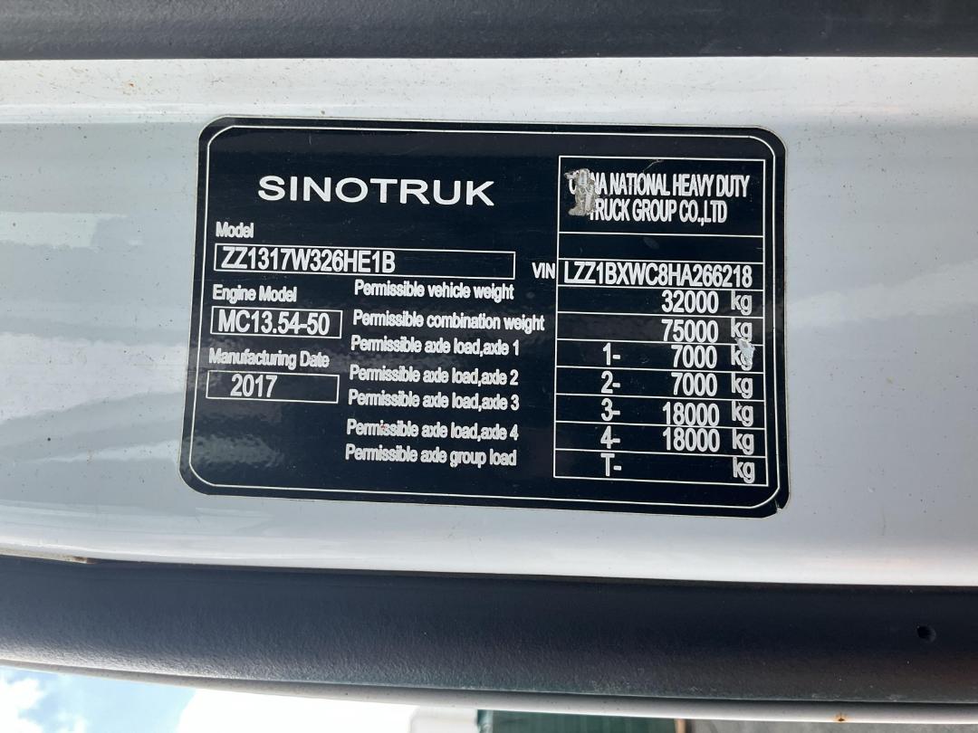 Photo '38' of Sinotruk T7 ZZZ1317W326HE1B Curtainsider Photo '38' of Sinotruk T7 ZZZ1317W326HE1B Curtainsider