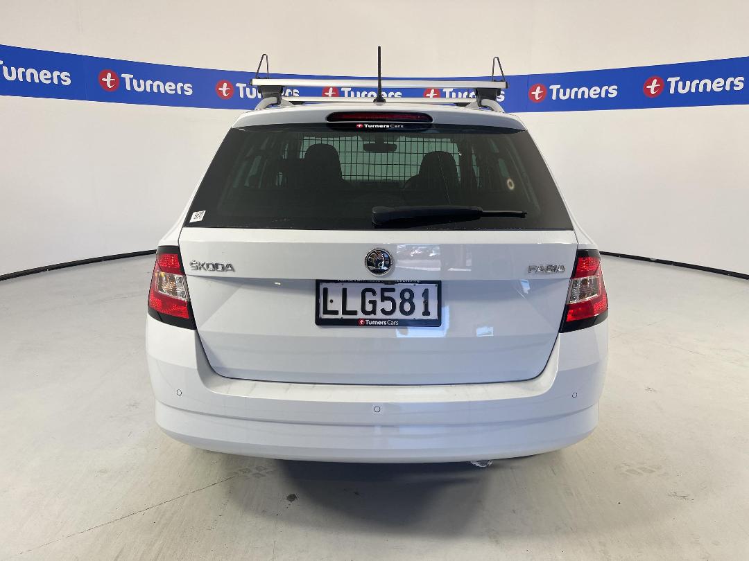 Photo '6' of Skoda Fabia