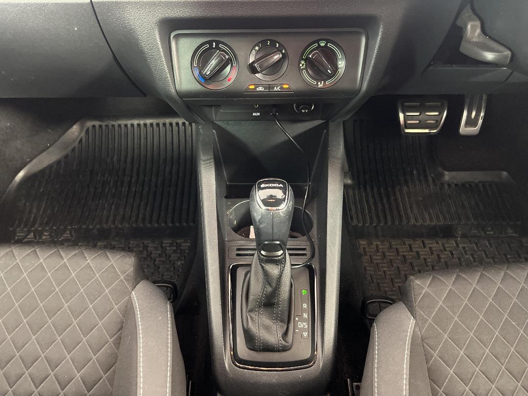 Photo '18' of Skoda Fabia